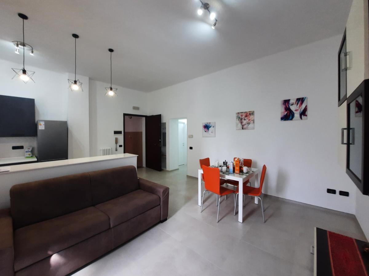 Casa Vacanza Serena เลชเช ภายนอก รูปภาพ