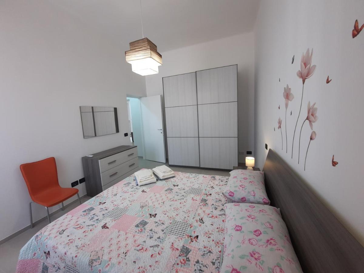 Casa Vacanza Serena เลชเช ภายนอก รูปภาพ