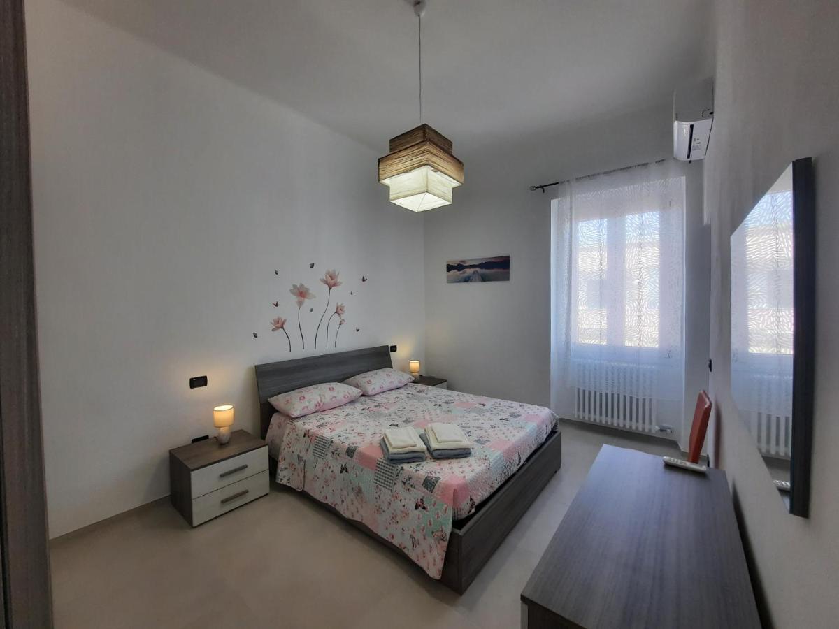 Casa Vacanza Serena เลชเช ภายนอก รูปภาพ