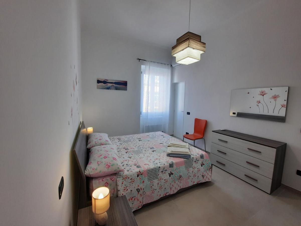 Casa Vacanza Serena เลชเช ภายนอก รูปภาพ