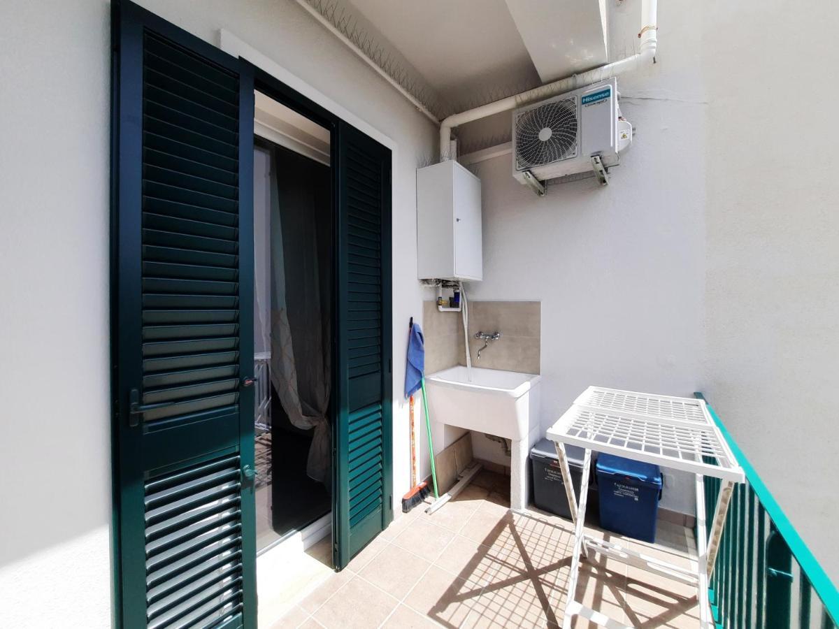 Casa Vacanza Serena เลชเช ภายนอก รูปภาพ